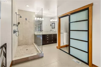 7604 S Hood Ave, Portland, OR 97219 - Photo 22