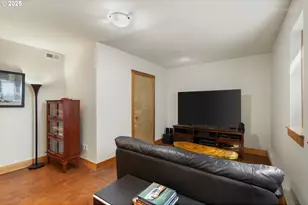 7604 S Hood Ave, Portland, OR 97219 - Photo 34