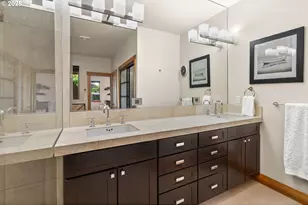 7604 S Hood Ave, Portland, OR 97219 - Photo 26