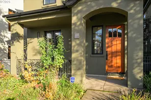 2961 Lord Byron Pl, Eugene, OR 97408 - Photo 2