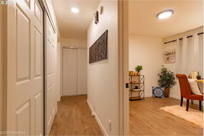 1682 Hemlock St, Eugene, OR 97404 - Photo 14