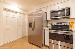 1682 Hemlock St, Eugene, OR 97404 - Photo 8