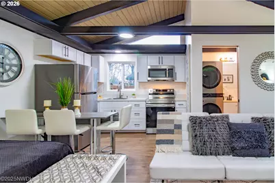 1682 Hemlock St, Eugene, OR 97404 - Photo 48