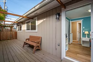 1960 Lincoln St, North Bend, OR 97459 - Photo 26