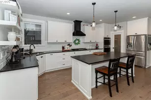 1551 Alsea Dr, Eugene, OR 97408 - Photo 10