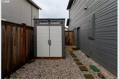 1551 Alsea Dr, Eugene, OR 97408 - Photo 40