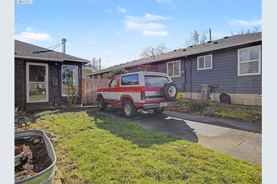 3608 SE Center St, Portland, OR 97202 - Photo 40