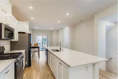 15800 NW Sparks Ln, Portland, OR 97229 - Photo 8