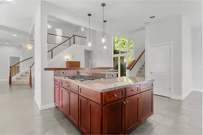 370 NW 81st Pl, Portland, OR 97229 - Photo 12