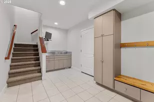 370 NW 81st Pl, Portland, OR 97229 - Photo 36