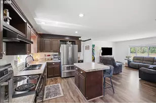 29727 Santiam Terrace Rd, Lebanon, OR 97355 - Photo 10