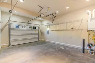 3962 SE Discovery St, Hillsboro, OR 97123 - Photo 36