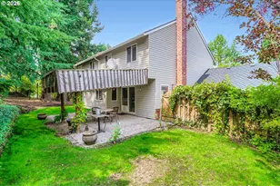 8225 SW Gearhart Dr, Beaverton, OR 97007 - Photo 26