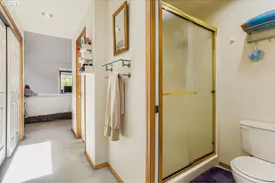 8225 SW Gearhart Dr, Beaverton, OR 97007 - Photo 18