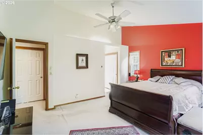 8225 SW Gearhart Dr, Beaverton, OR 97007 - Photo 16