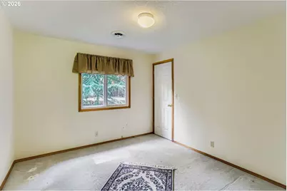 8225 SW Gearhart Dr, Beaverton, OR 97007 - Photo 22