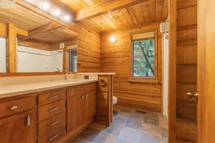 3054 Hendricks Hill Dr, Eugene, OR 97403 - Photo 4