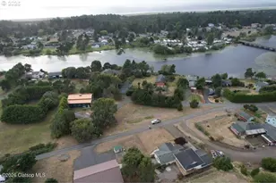 90513 E Rd, Warrenton, OR 97146 - Photo 12