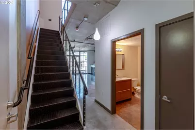 1030 NW 12th Ave #526, Portland, OR 97209 - Photo 2