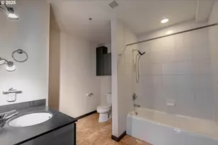 1030 NW 12th Ave, Portland, OR 97209 - Photo 28