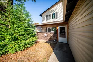 1901 N O St, Washougal, WA 98671 - Photo 4