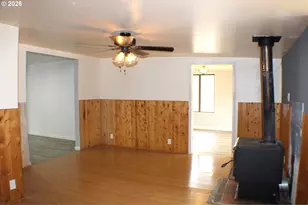 721 NE Maple Ave, Myrtle Creek, OR 97457 - Photo 8