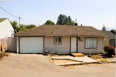 721 NE Maple Ave, Myrtle Creek, OR 97457 - Photo 1