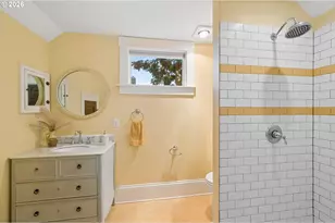 535 N Simpson St, Portland, OR 97217 - Photo 26