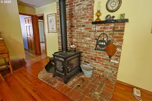 95743 Haynes Way Ln, North Bend, OR 97459 - Photo 10