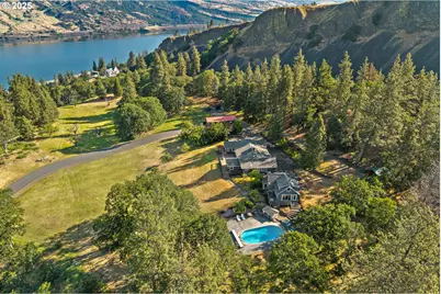 400 Cherry Hill Dr, Mosier, OR 97040 - Photo 2