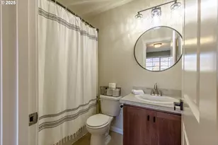 7974 NE Heiser St, Hillsboro, OR 97006 - Photo 24