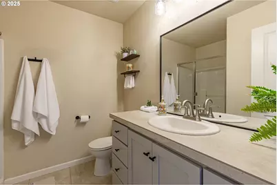 7974 NE Heiser St, Hillsboro, OR 97006 - Photo 22