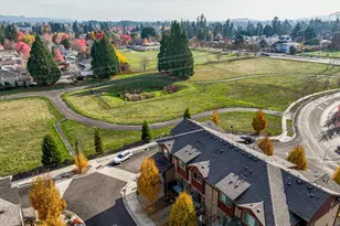 7974 NE Heiser St, Hillsboro, OR 97006 - Photo 32