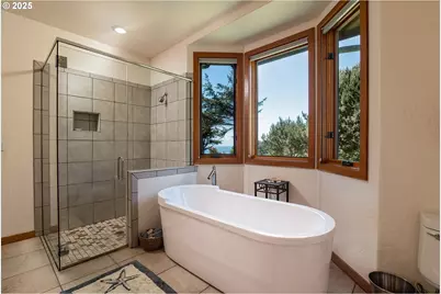 88675 Whiting Ln, Bandon, OR 97411 - Photo 20