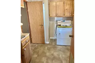 503 SE Sheridan Rd, Sheridan, OR 97378 - Photo 8