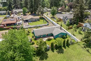 13735 SE Rhone St, Portland, OR 97236 - Photo 4