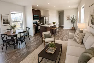 1523 SE 162nd Ave, Portland, OR 97233 - Photo 2