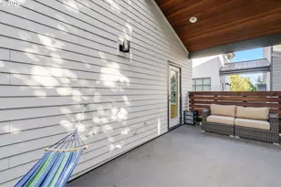 77 NE 58th Ave, Portland, OR 97213 - Photo 10