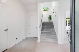 77 NE 58th Ave, Portland, OR 97213 - Photo 12