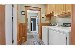 2206 Marion St, North Bend, OR 97459 - Photo 34