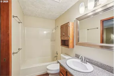 1334 NE 155th Ave, Portland, OR 97230 - Photo 12