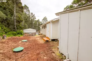 88539 5th Ave, Florence, OR 97439 - Photo 24