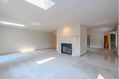 1530 NE Marine Dr, Portland, OR 97211 - Photo 16