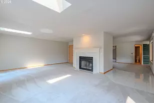 1530 NE Marine Dr, Portland, OR 97211 - Photo 16