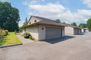 1530 NE Marine Dr, Portland, OR 97211 - Photo 6