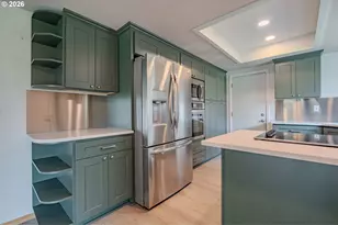 1530 NE Marine Dr, Portland, OR 97211 - Photo 24