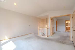 1530 NE Marine Dr, Portland, OR 97211 - Photo 34