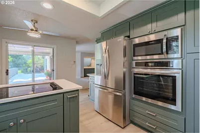 1530 NE Marine Dr, Portland, OR 97211 - Photo 26