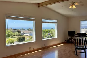 98609 Camellia Dr, Brookings, OR 97415 - Photo 10