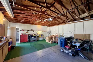 98609 Camellia Dr, Brookings, OR 97415 - Photo 40